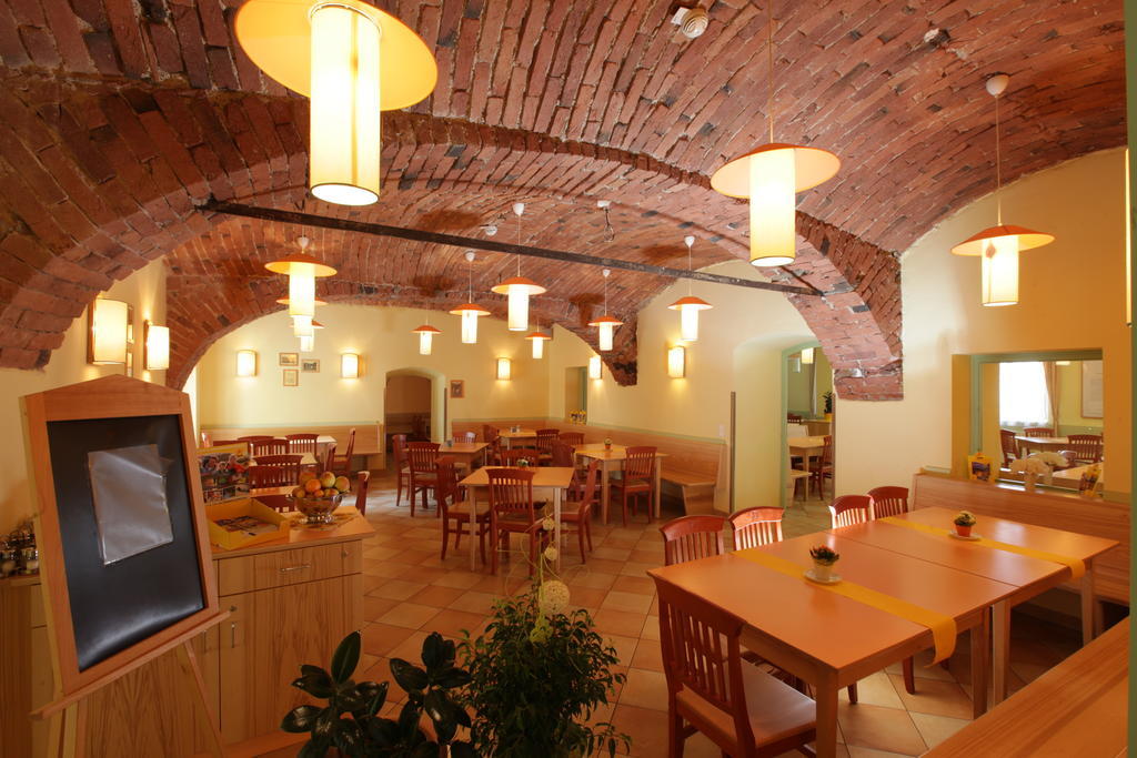 Jufa Hotel Oberwoelz-Lachtal Oberwoelz Stadt Exteriör bild