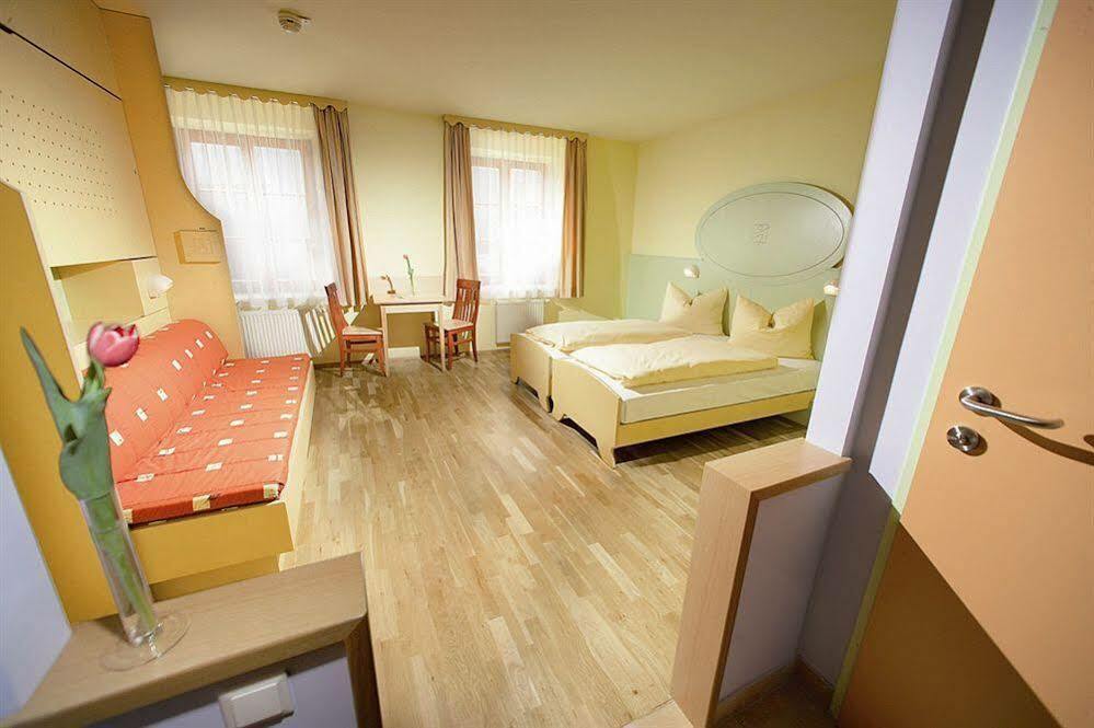 Jufa Hotel Oberwoelz-Lachtal Oberwoelz Stadt Exteriör bild